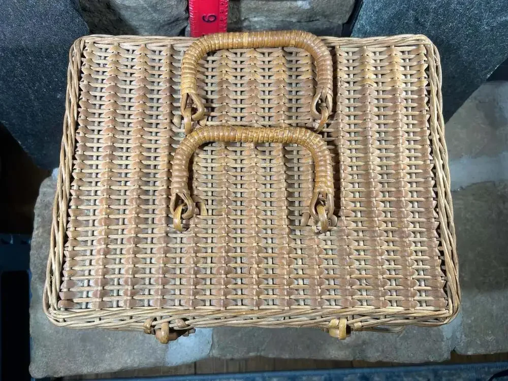 Vintage Wicker Sewing Basket or Picnic basket 11.5 Lx8.5 W8 H